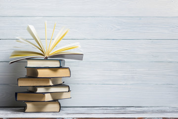 年终总决赛女双冠军最多的是谁